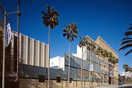 street view of exterion of Los Angeles County Museum of Art